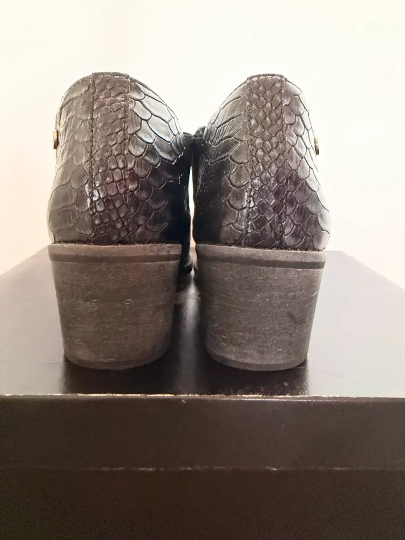 Botines de cuero con textura de serpiente Gacel - 4