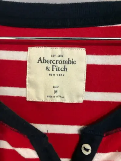 Polera roja a rayas Abercrombie - miniatura 2
