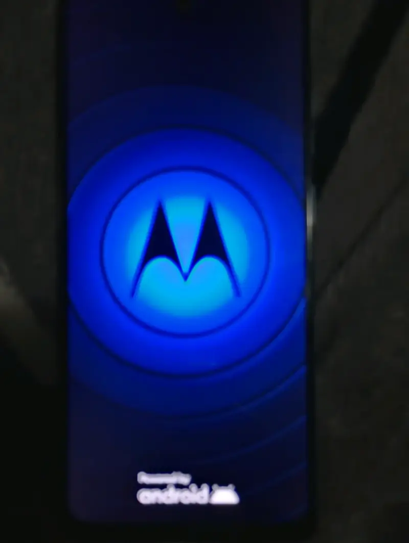Smartphone Motorola Moto G24 Power en buen estado - 3