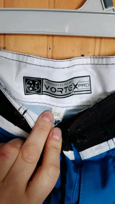 Shorts de baño azul Maui Vortex Pro - miniatura 3