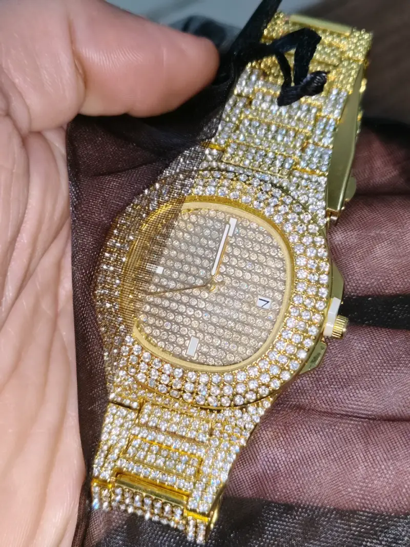 Reloj nuevo diamantes llamativo acero inoxidable. - 1