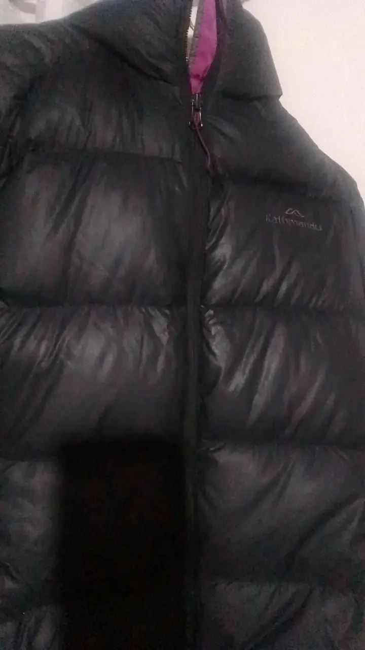 Chaqueta de plumas negra para mujer - 2