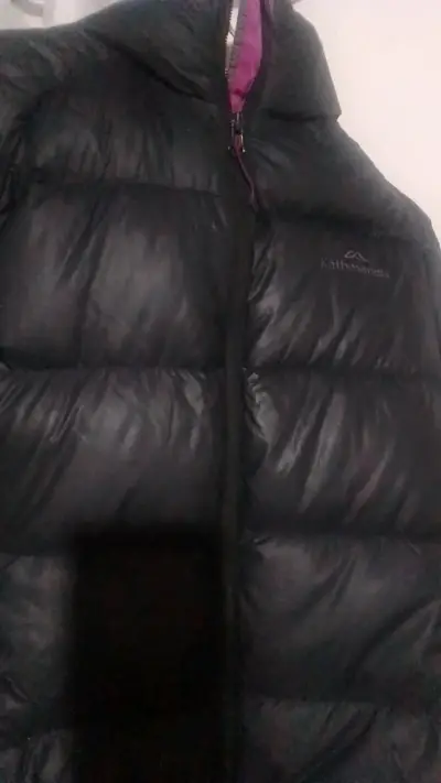 Chaqueta de plumas negra para mujer - miniatura 2