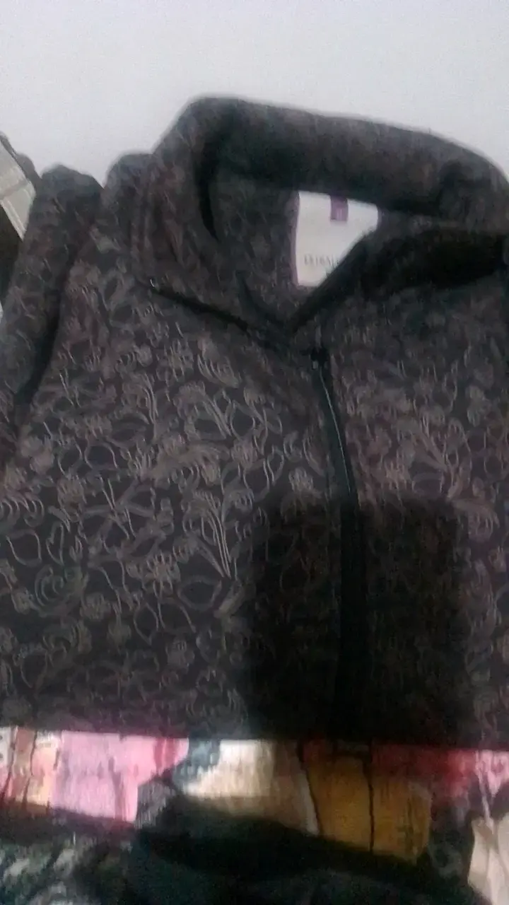 Chaqueta estampada con cierre para mujer