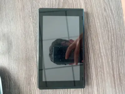 Consola Nintendo Switch con 3 juegos - miniatura 4