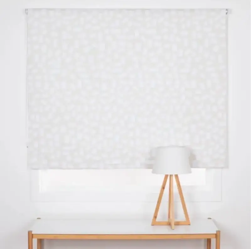 2 Cortinas enrollable blanca con diseño geométrico - 1