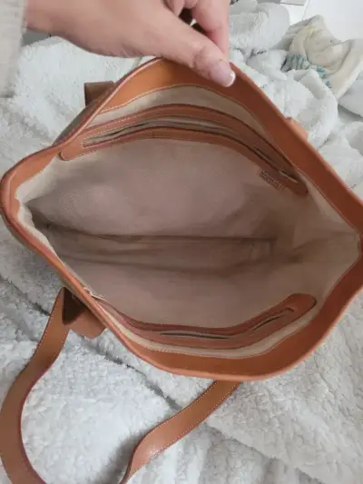 Bolso tote de lona marrón con detalles en cuero - miniatura 2