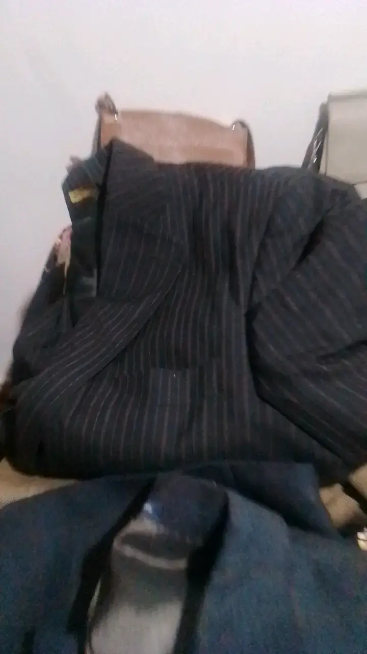 Traje formal de hombre a rayas - 2