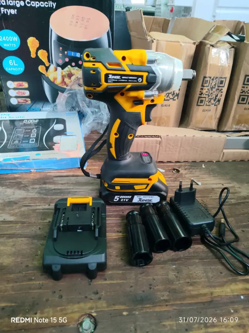 Llave de impacto inalámbrica Tuhoe con accesorios - 3