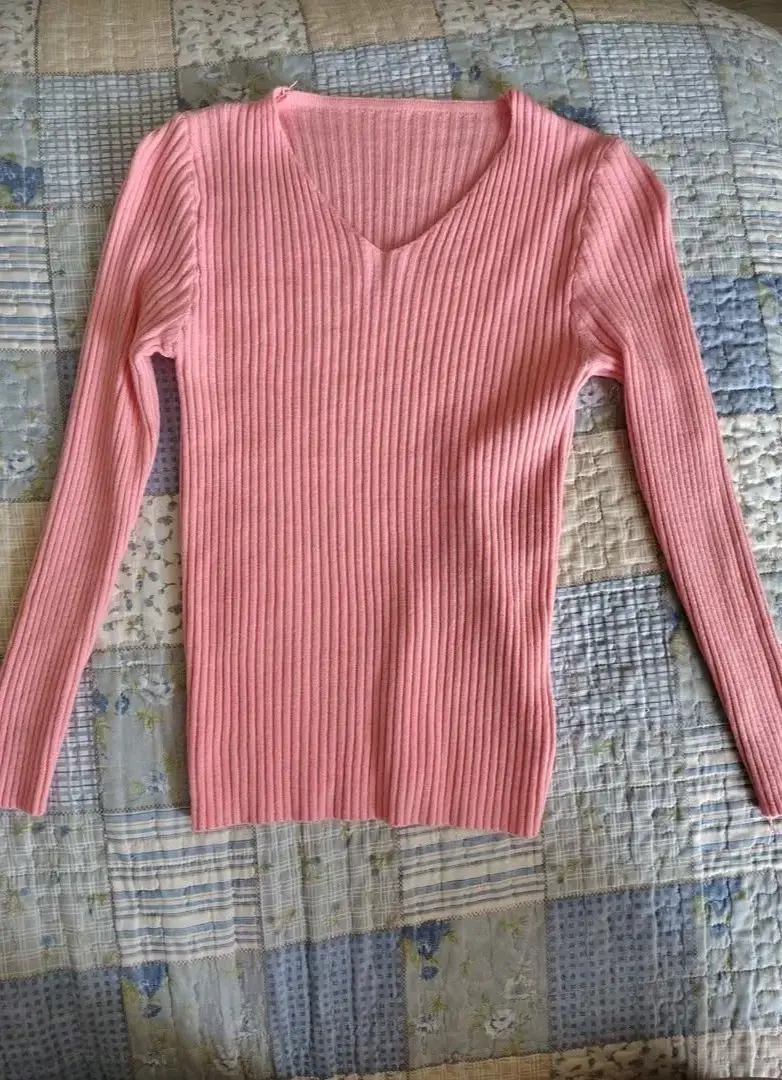 Suéter de cuello alto morado y rosado - 2