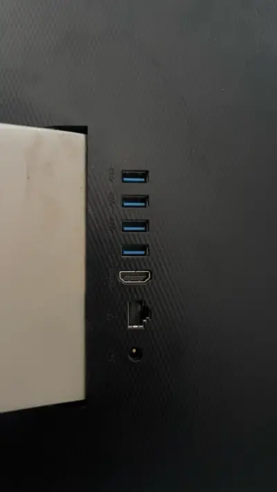 Computador Todo En Uno Asus con Teclado y Mouse - miniatura 6