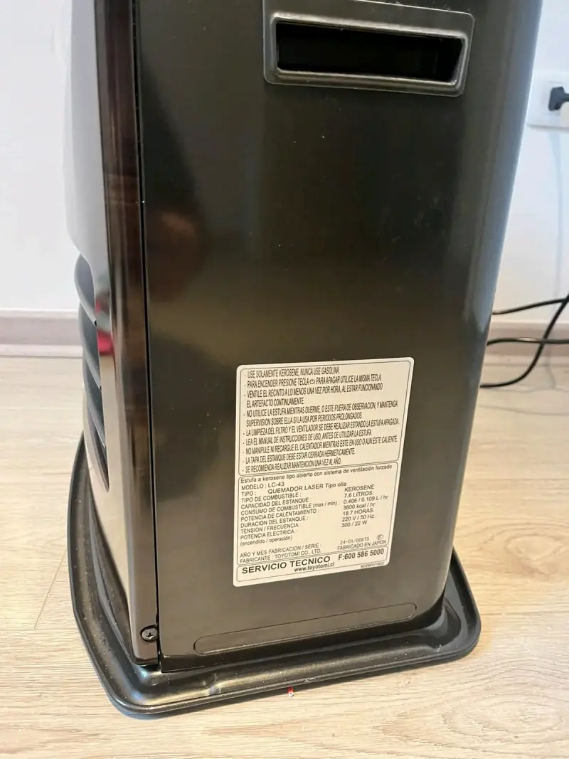 Calefactor a queroseno Toyotomi con control digital - 5