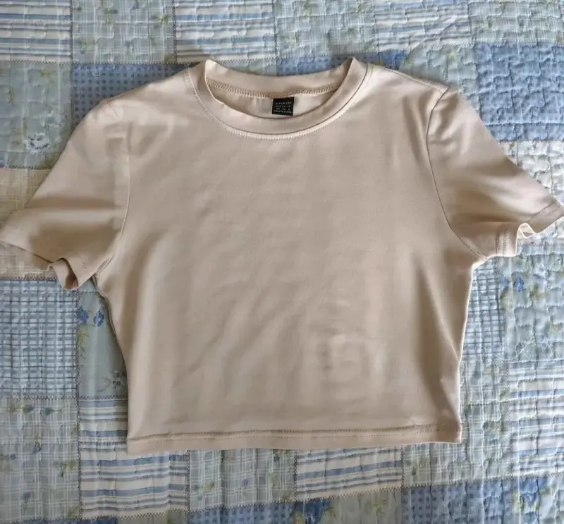 Polera corta de algodón en beige y negro talla XS - 1