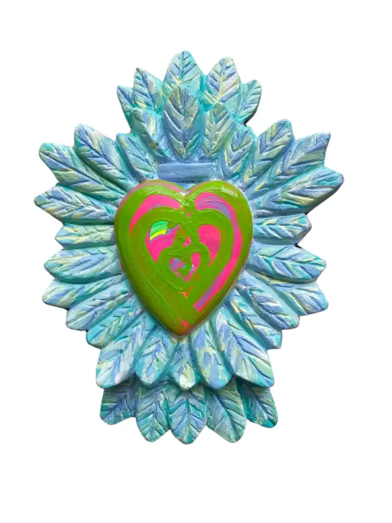 Set de Corazones Decorativos de Madera Pintados a Mano - 2