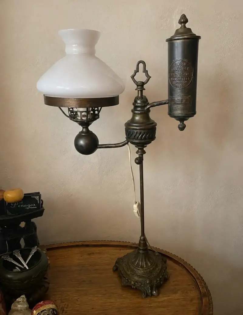 Lámpara de estudiante victoriana ⚜️ - 1