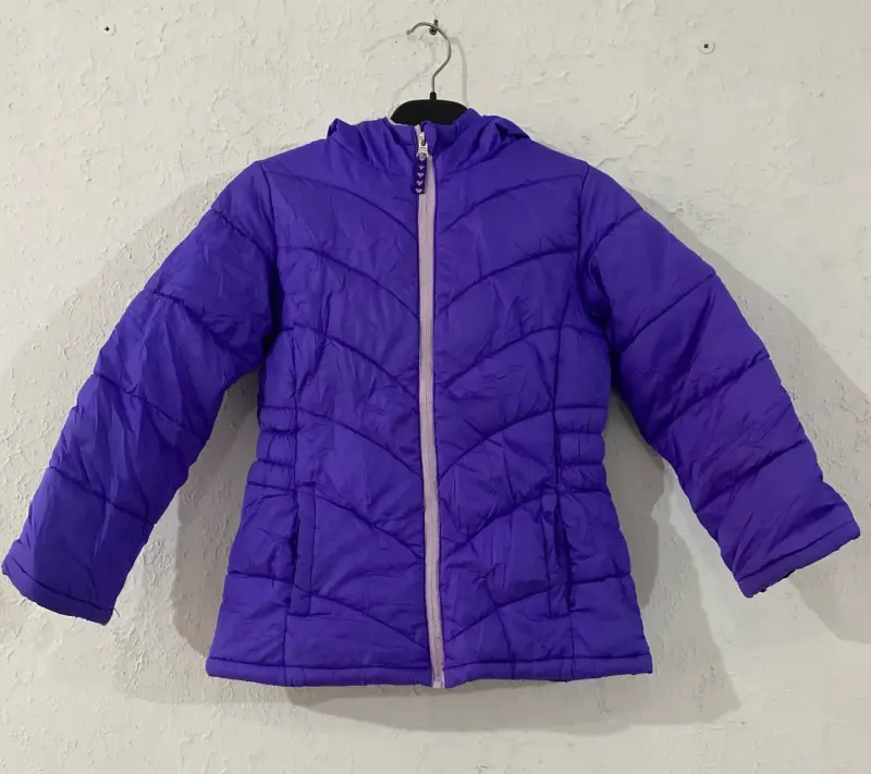 Chaqueta acolchada morada para niña - 1