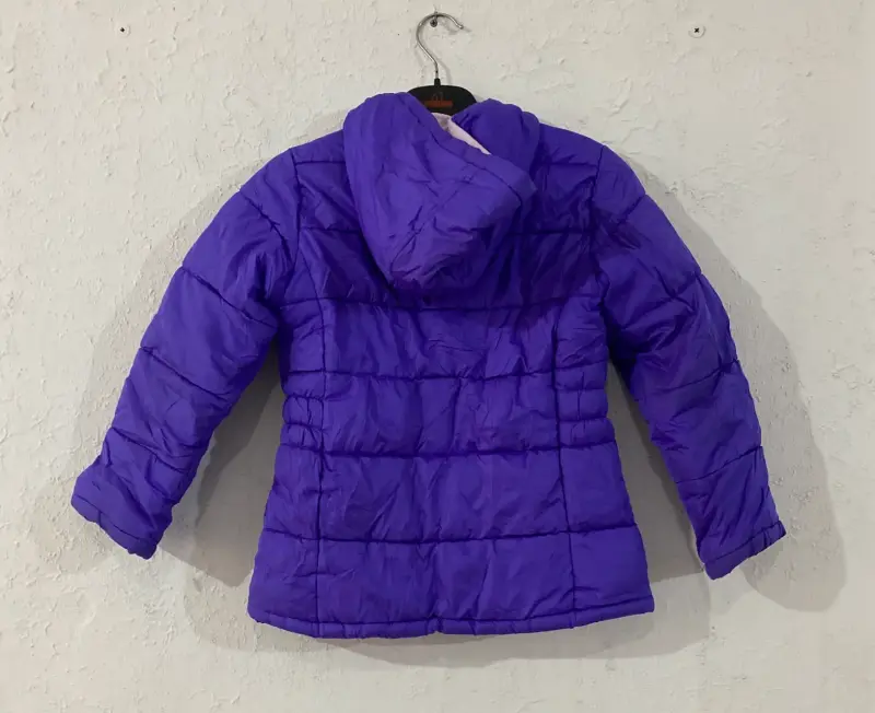 Chaqueta acolchada morada para niña - 2