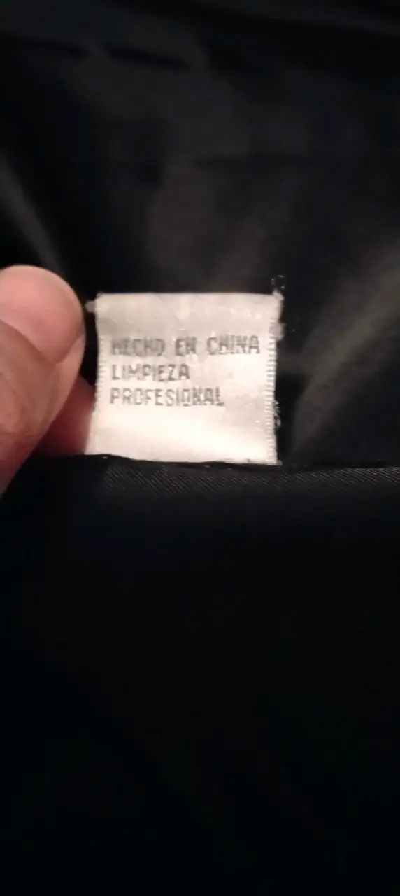 Abrigo de cuero negro para mujer - 4