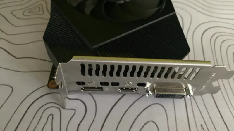 Tarjeta Gráfica Asus Phoenix GeForce GTX 1650 4GB - 4