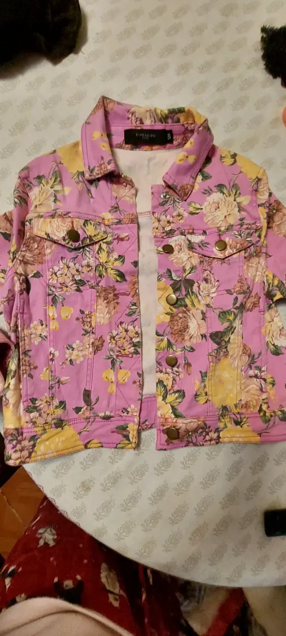 Chaqueta floral de mezclilla para mujer - 1