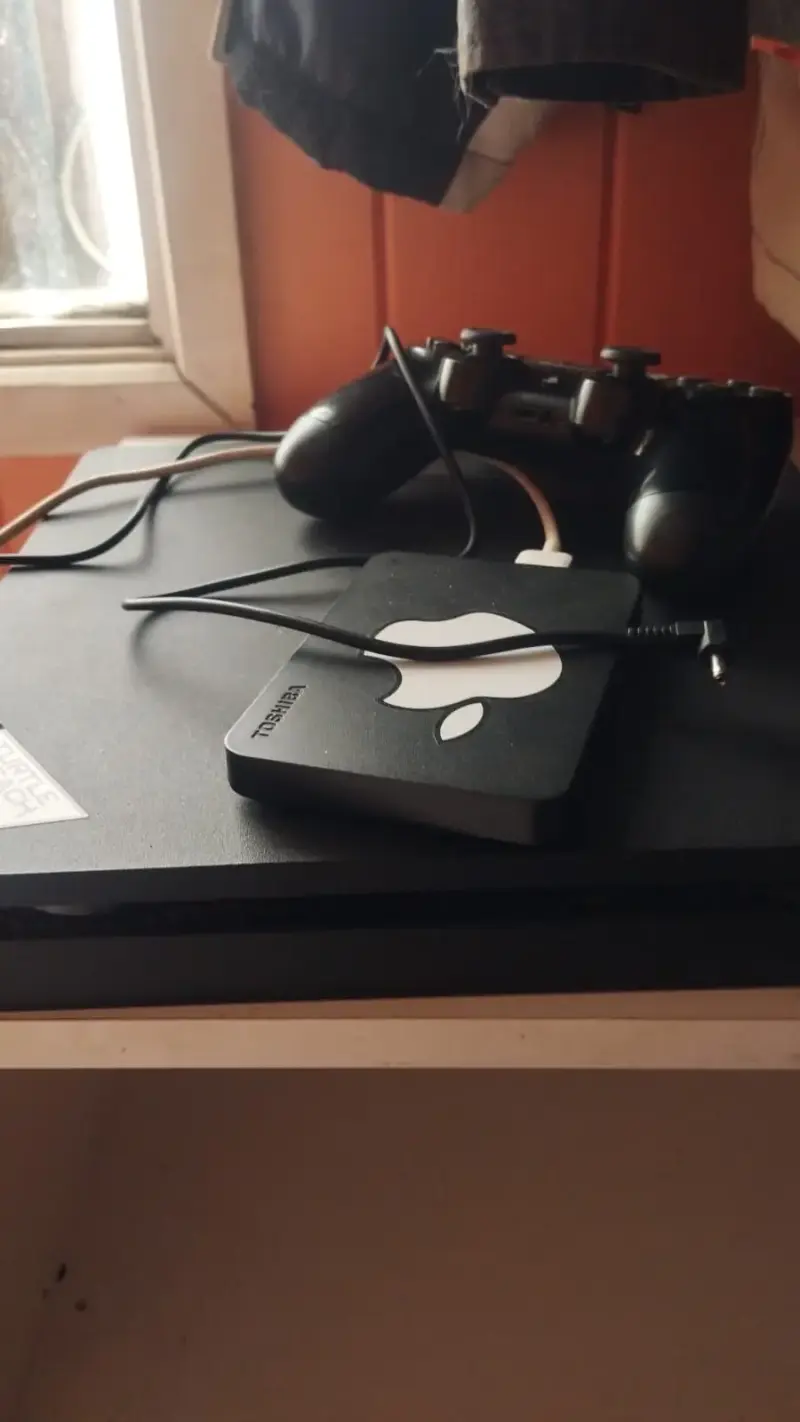 Consola PlayStation 4 con Control DualShock - 1