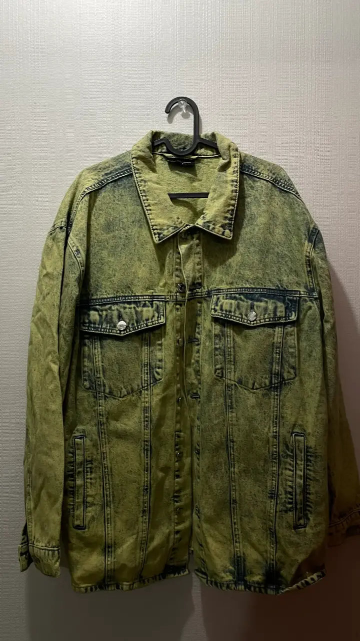 Chaqueta de mezclilla verde estilo vintage