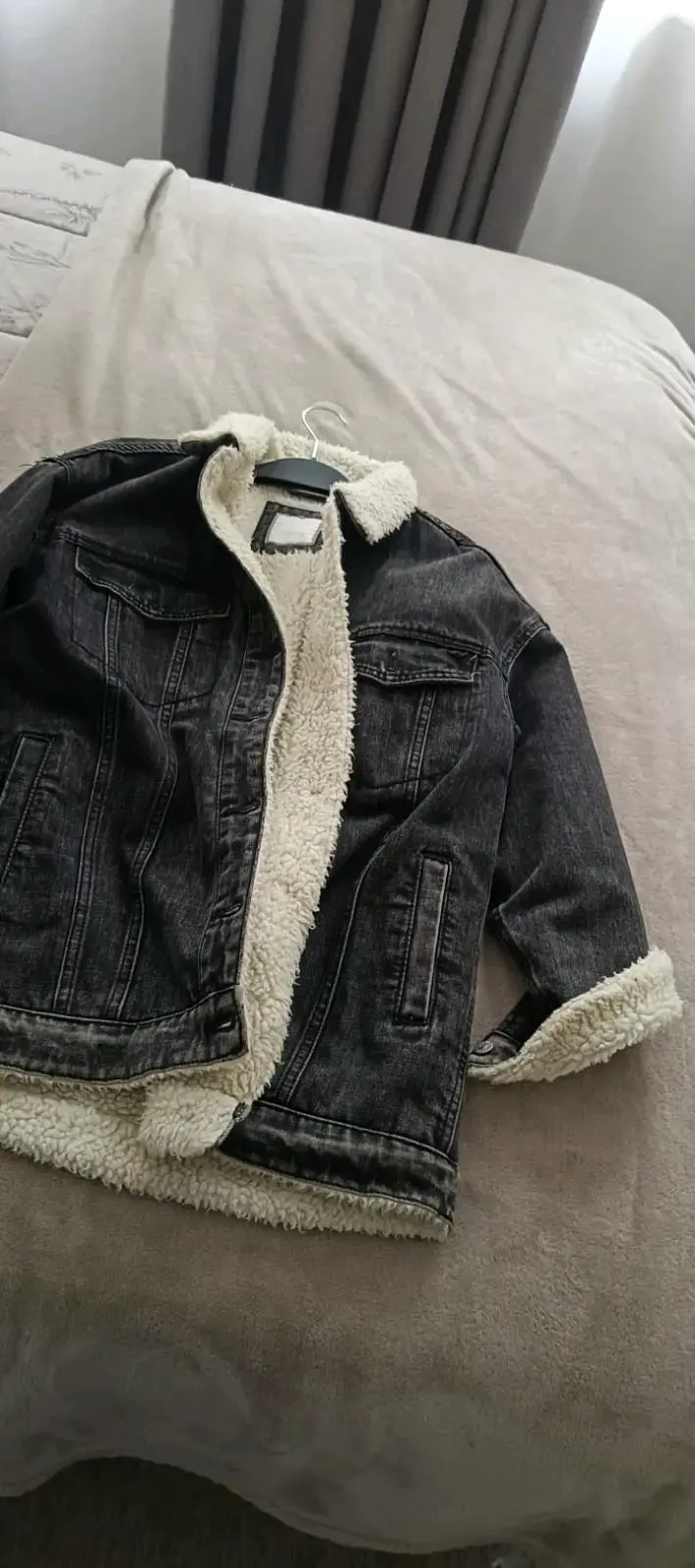 Chaqueta de mezclilla negra - 1