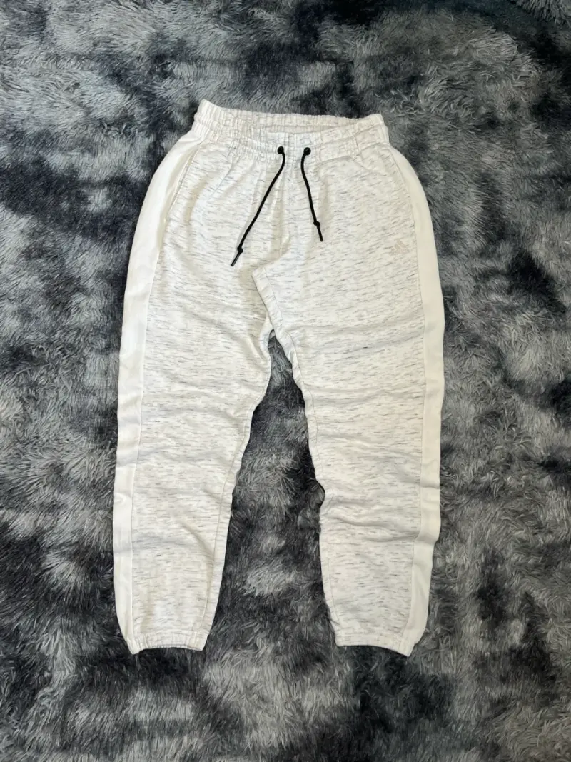Pantalón Jogger Deportivo Adidas - 1