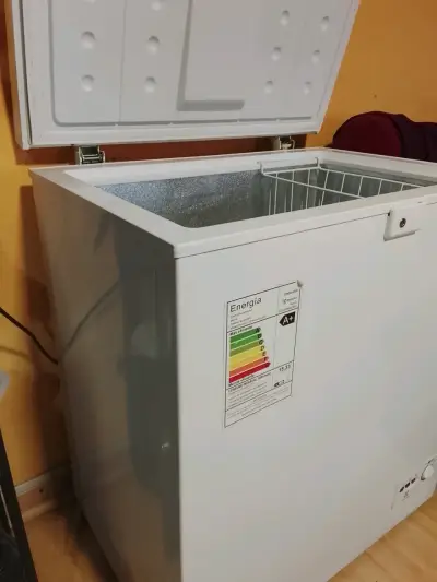 Congelador horizontal Electrolux A+ - miniatura 1