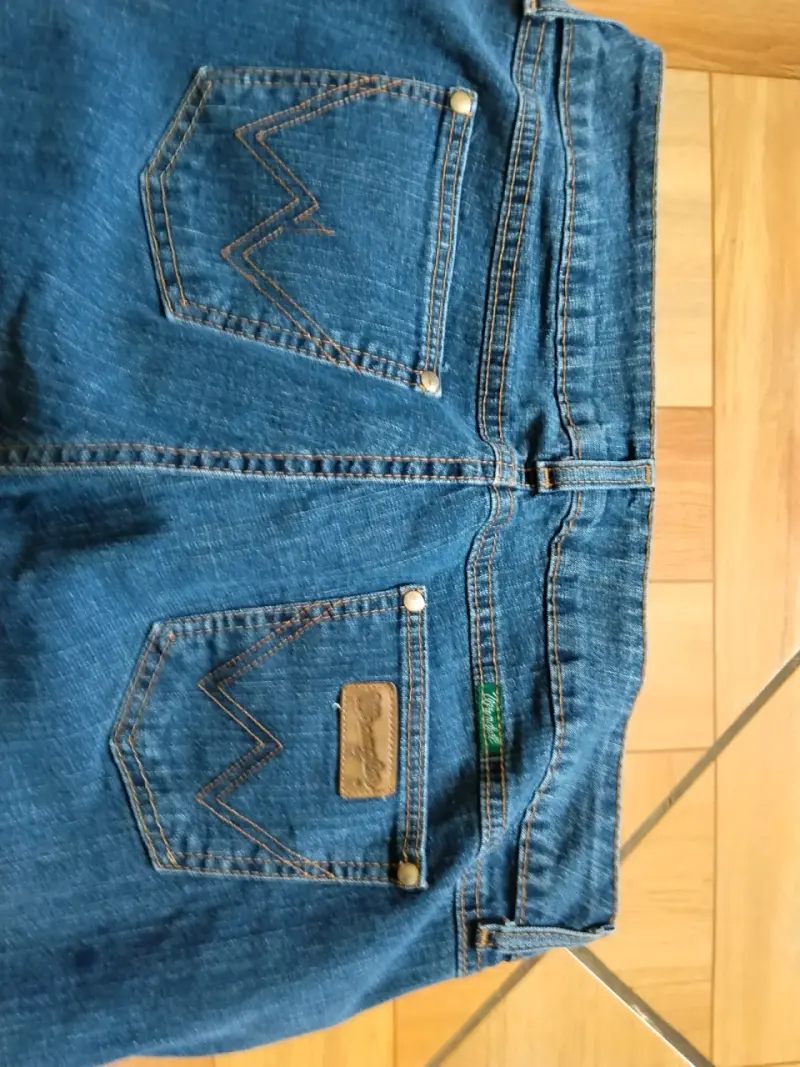 Jeans Wrangler Flare - 3