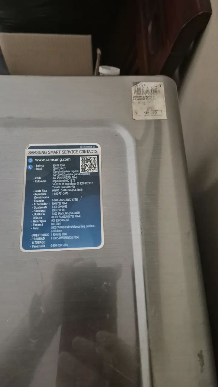 Lavadora Samsung de carga frontal con múltiples programas - 1