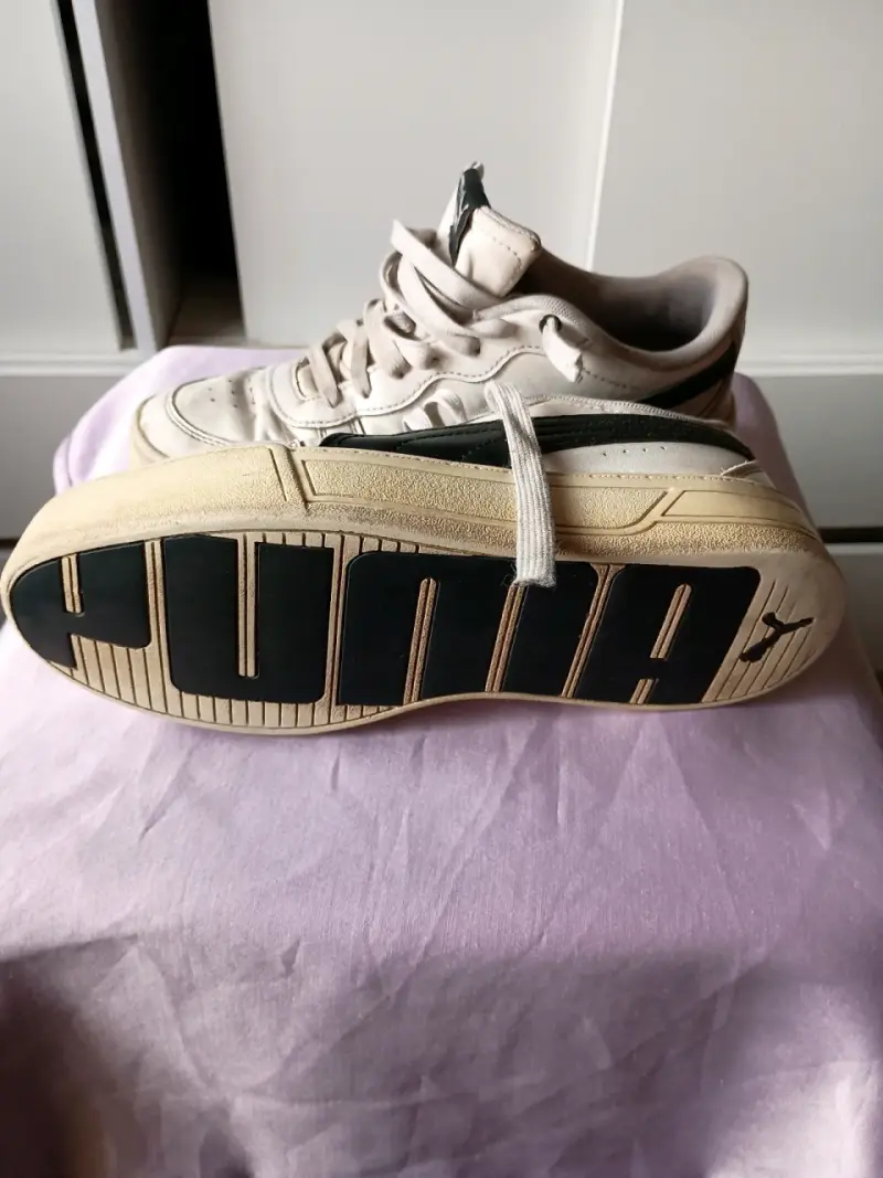Zapatillas deportivas Puma blancas usadas - 3
