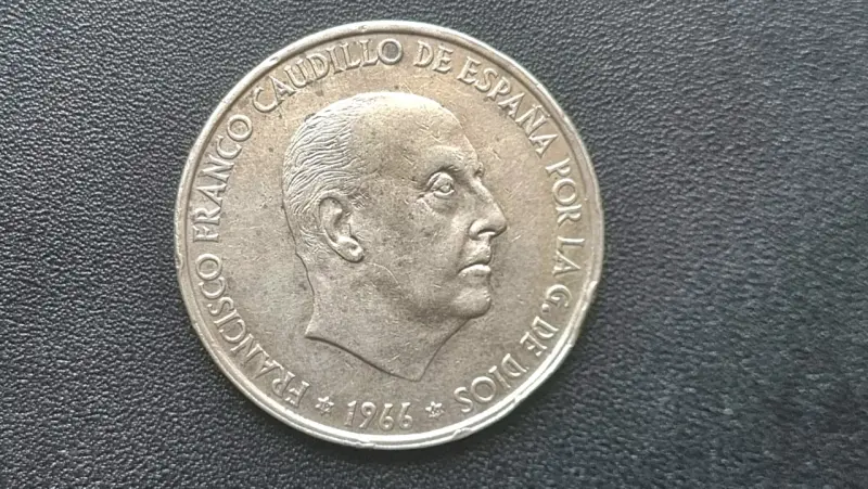 Moneda Plata 100 pesetas España. Falkland. - 1
