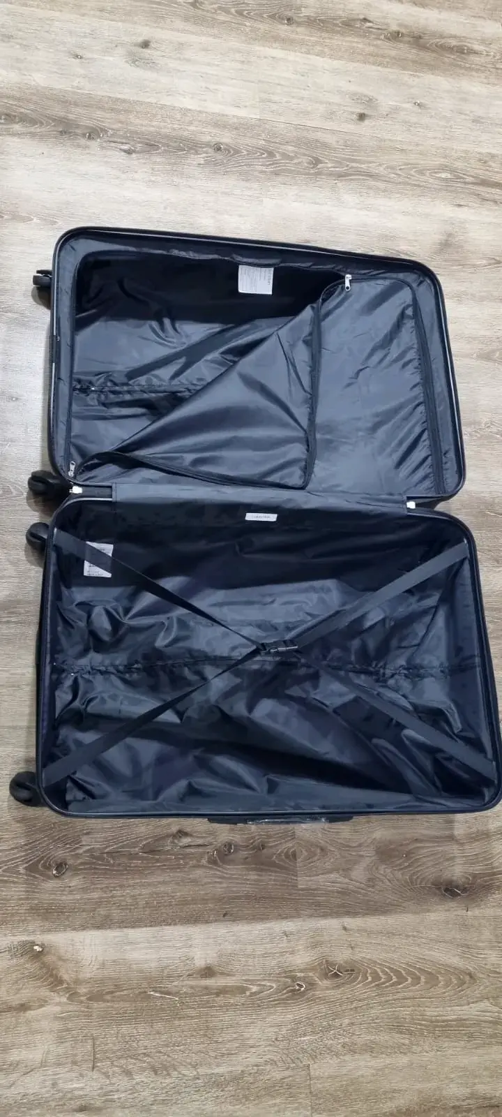 Maleta grande Calvin Klein negra con ruedas - 3