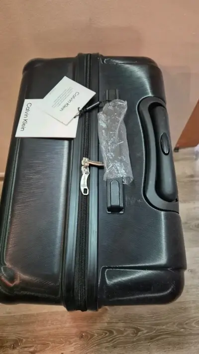 Maleta grande Calvin Klein negra con ruedas - miniatura 5