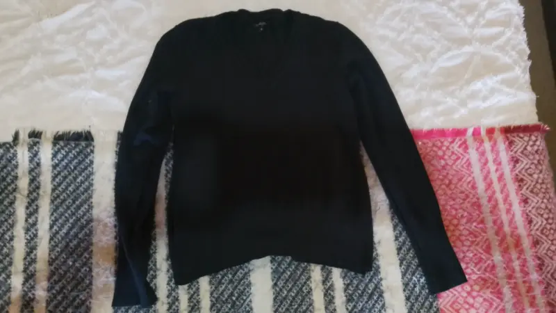 Suéter negro de lana para mujer Marquis - 1