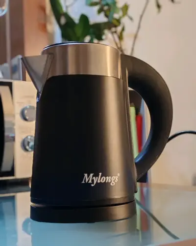 Hervidor eléctrico Mylongs negro de acero inoxidable - miniatura 1
