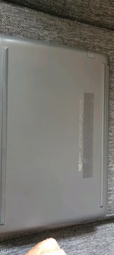 Notebook HP con pantalla de 15 pulgadas - miniatura 3
