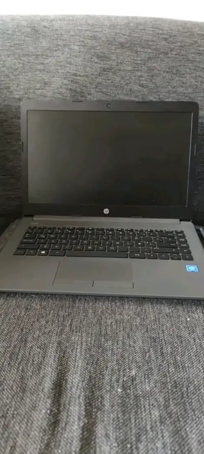 Notebook HP con pantalla de 15 pulgadas - miniatura 4