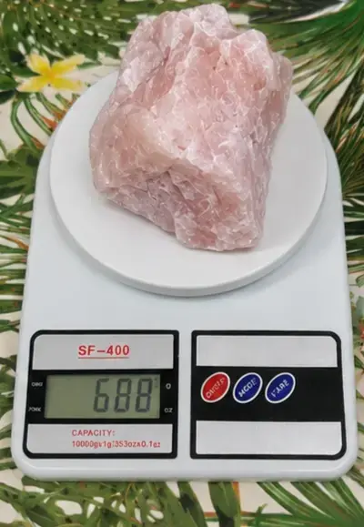 Piedra de cuarzo rosa natural 688g - 1