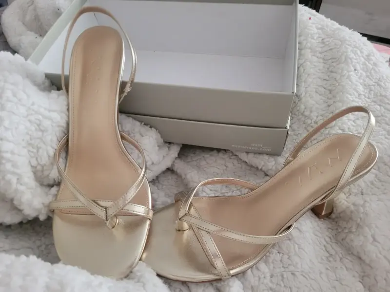 Sandalias de tacón doradas MIM talla 39 - 1