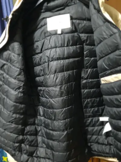 Chaqueta Calvin Klein beige con capucha - miniatura 2