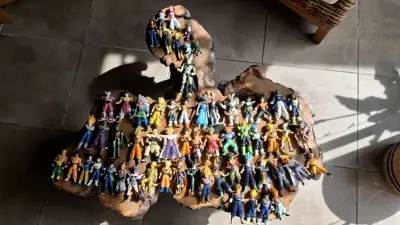 Colección de figuras de acción Dragon Ball Z - miniatura 1
