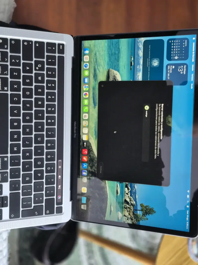 MacBook Pro con chip M1 y 8GB RAM - 6