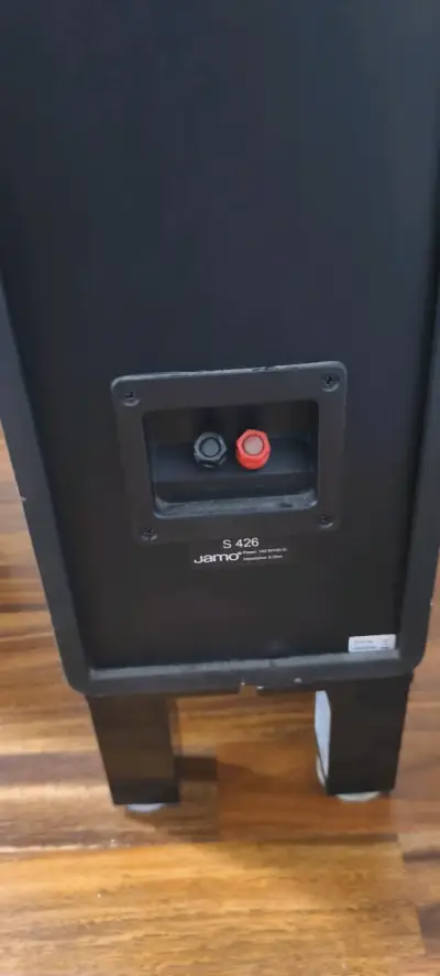 Parlantes de piso Jamo S 426 negros - miniatura 2