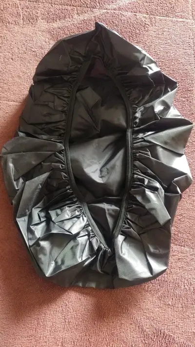 Funda impermeable para mochila negra - miniatura 3