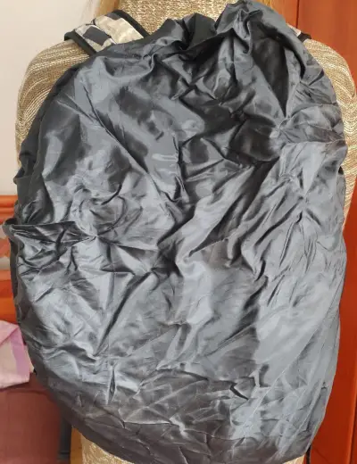 Funda impermeable para mochila negra - miniatura 4
