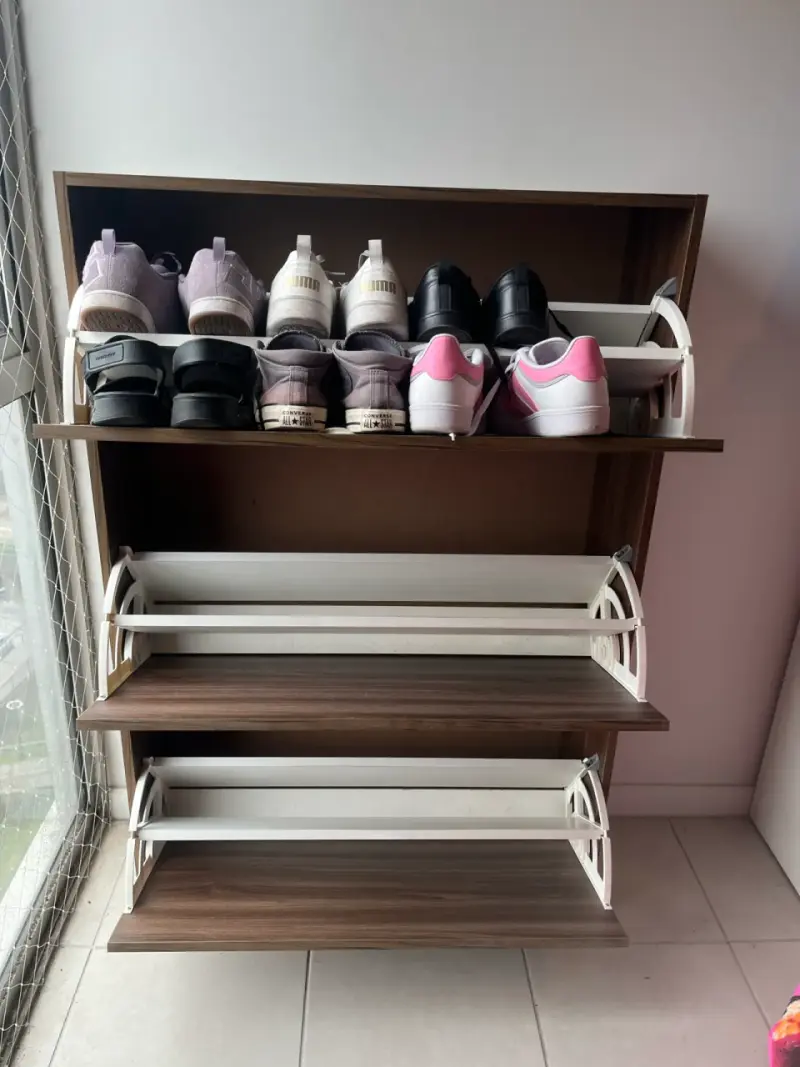Zapatero de madera con tres niveles - 2