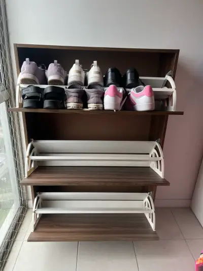 Zapatero de madera con tres niveles - miniatura 2