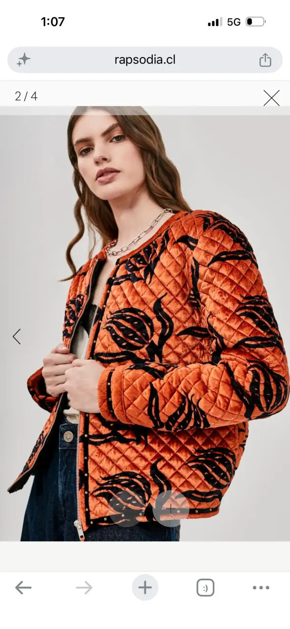 Chaqueta acolchada naranja con diseño floral - 1